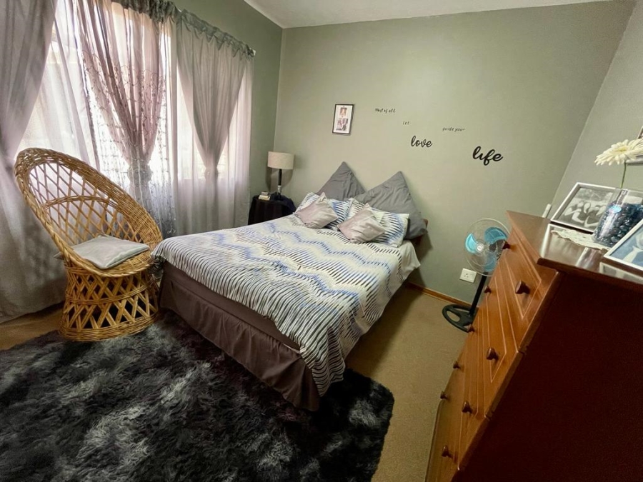To Let 2 Bedroom Property for Rent in Pellissier Free State